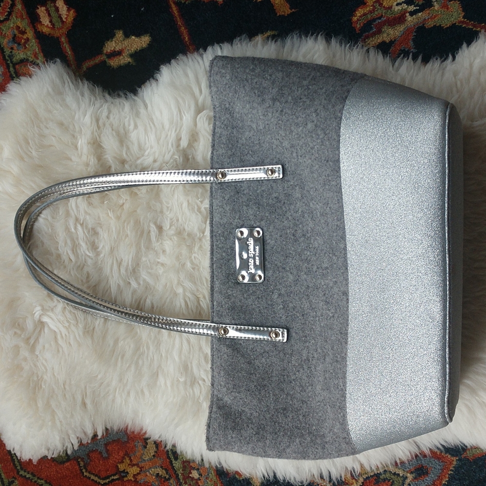 Kate Spade wool and silver bag with zipper closure